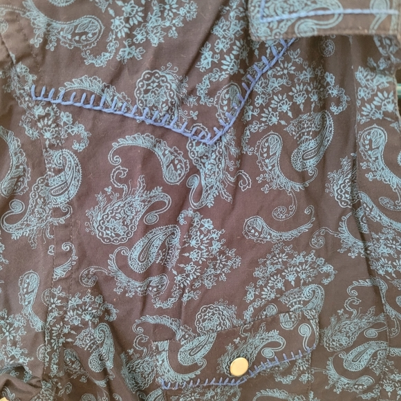 (2825) Rough Stock Panhandle Slim Western Top ,Shirt,Blue Paisley, Size Medium - Picture 4 of 11